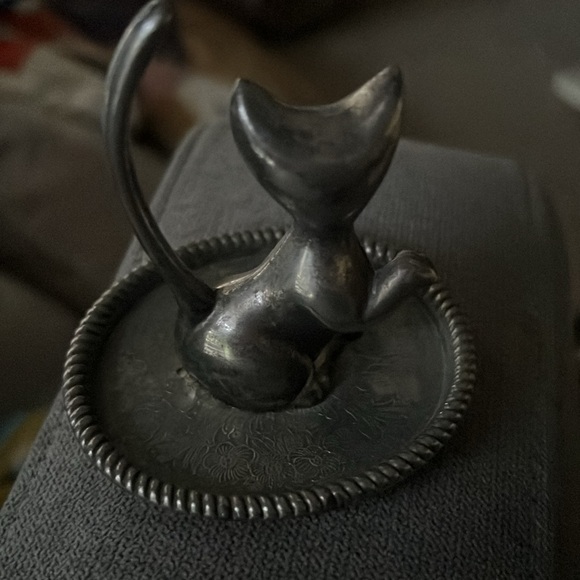 Silver plated vintage siemese cat ring holder - Picture 3 of 3